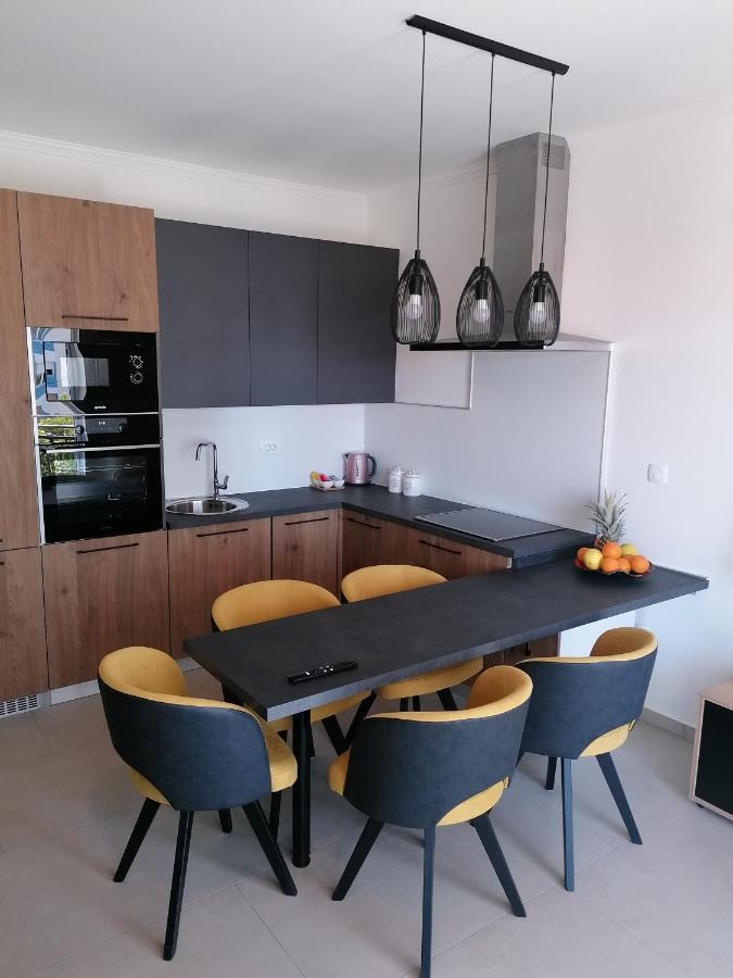 Apartment Borgo Marina - By The Sea